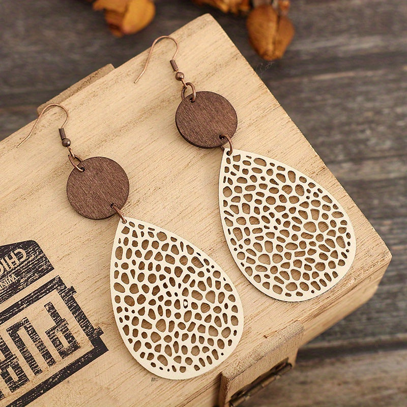 Vintage Hollow Leaf Shape PU Leather Earrings Jewelry Gift For Party Vacation Decor Accessories Fall Winter Ear Ornaments