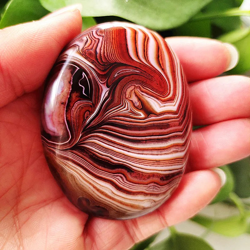 Natural silk silk agate Sardonyx agate palm stones playthings small stones and crystals healing crystals