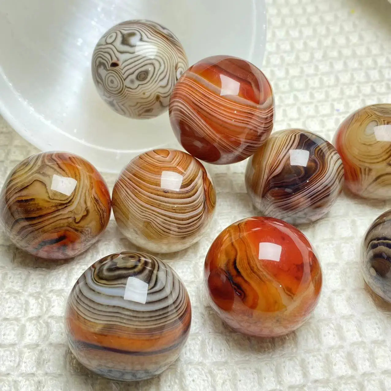 Wholesale High Quality Natural Sardonyx Agate Crystal Ball Feng Shui Home Decoration Crystal Gifts