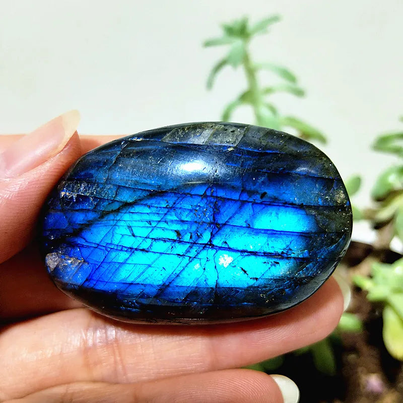 Natural Labradorite Stone Crystal palm Stones plaything Healing Crystals And Home Decoration