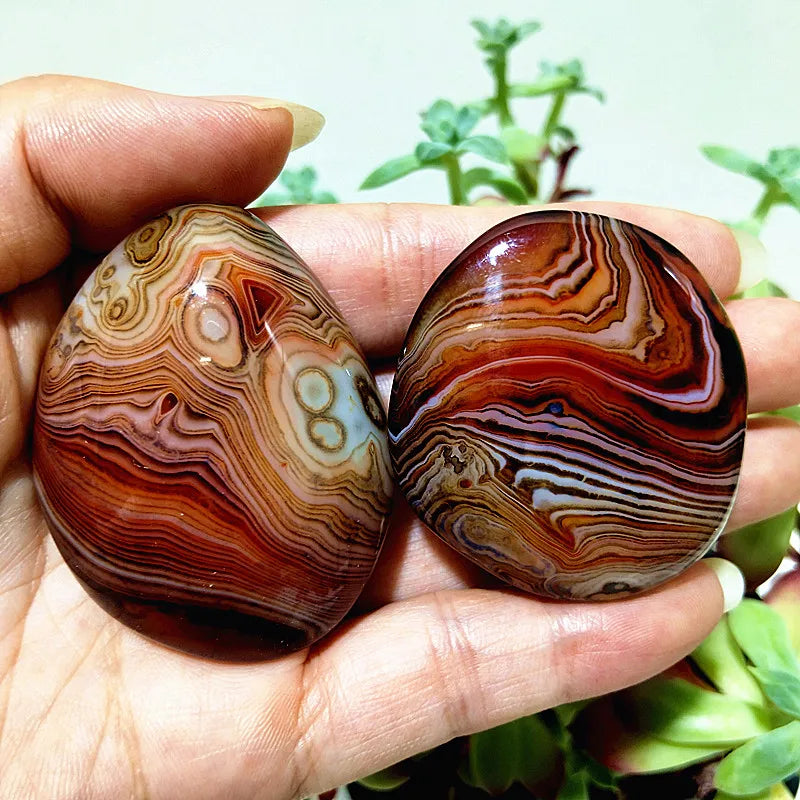 Natural silk silk agate Sardonyx agate palm stones playthings small stones and crystals healing crystals