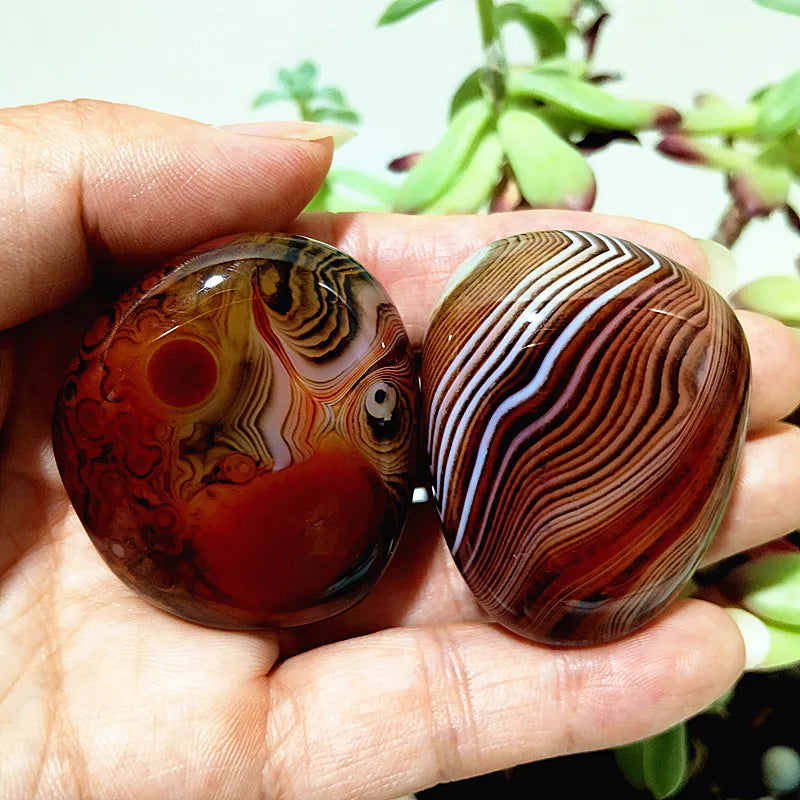 Natural silk silk agate Sardonyx agate palm stones playthings small stones and crystals healing crystals