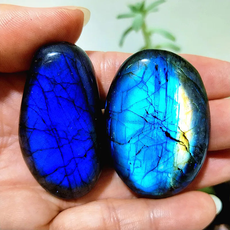 Natural Labradorite Stone Crystal palm Stones plaything Healing Crystals And Home Decoration
