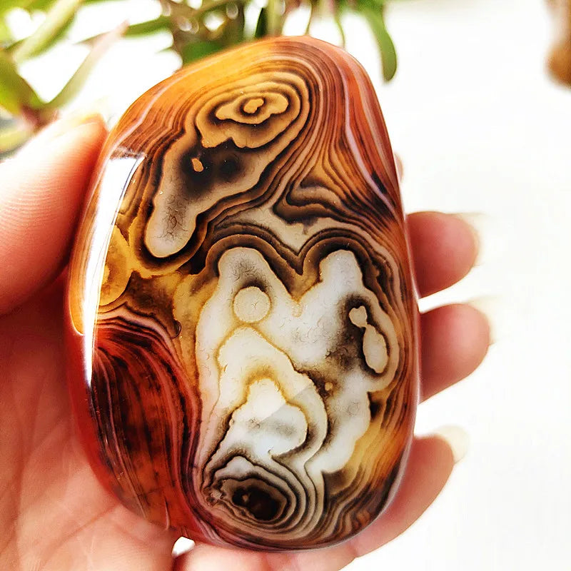Natural silk silk agate Sardonyx agate palm stones playthings small stones and crystals healing crystals