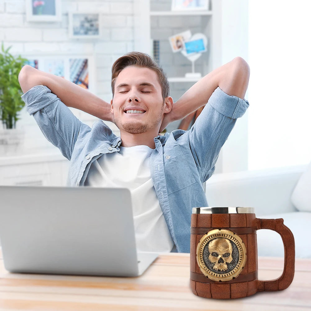 600ml 3D Skull Mug Viking Drinking Cup Resin Skull Mug Beer Tea Cups Bar Drinking Mug Tea Metal Insulated Game Lovers Gift