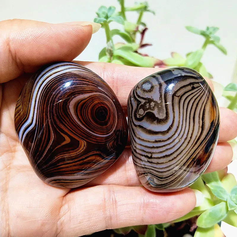 Natural silk silk agate Sardonyx agate palm stones playthings small stones and crystals healing crystals